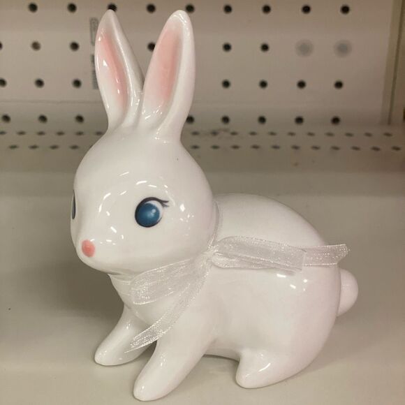 Target Spritz Retro Ceramic Sitting Easter Bunny Rabbit Figurine Decoration 2022 - Picture 1 of 1